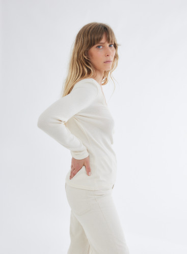 Long Sleeves U-neck T-shirt in Organic Cotton