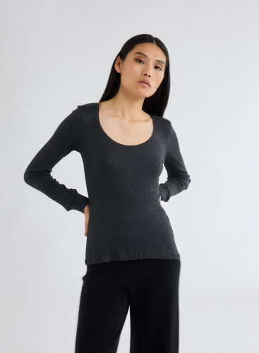 Long Sleeves U-neck T-shirt in Organic Cotton / Modal / Elastane