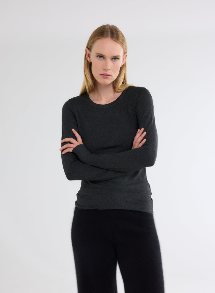 Long Sleeves Round neck T-shirt in Viscose / Elastane