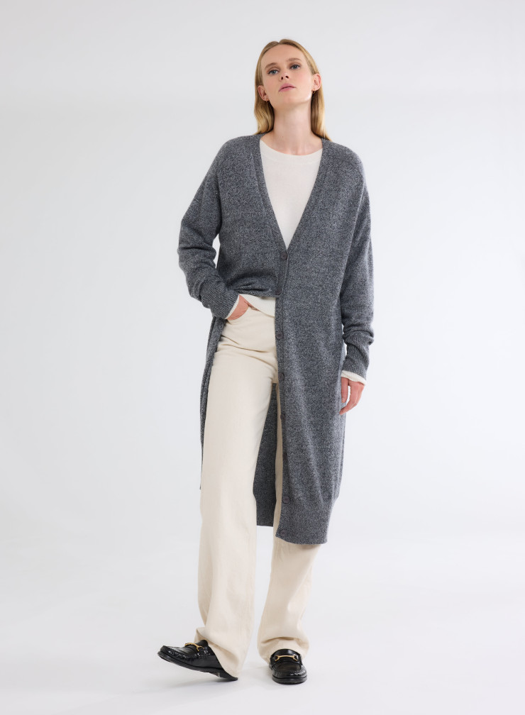 Long sleeves Cardigan V-neck in Cashmere