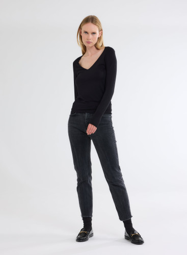 Long Sleeves V-neck T-shirt in Viscose / Elastane