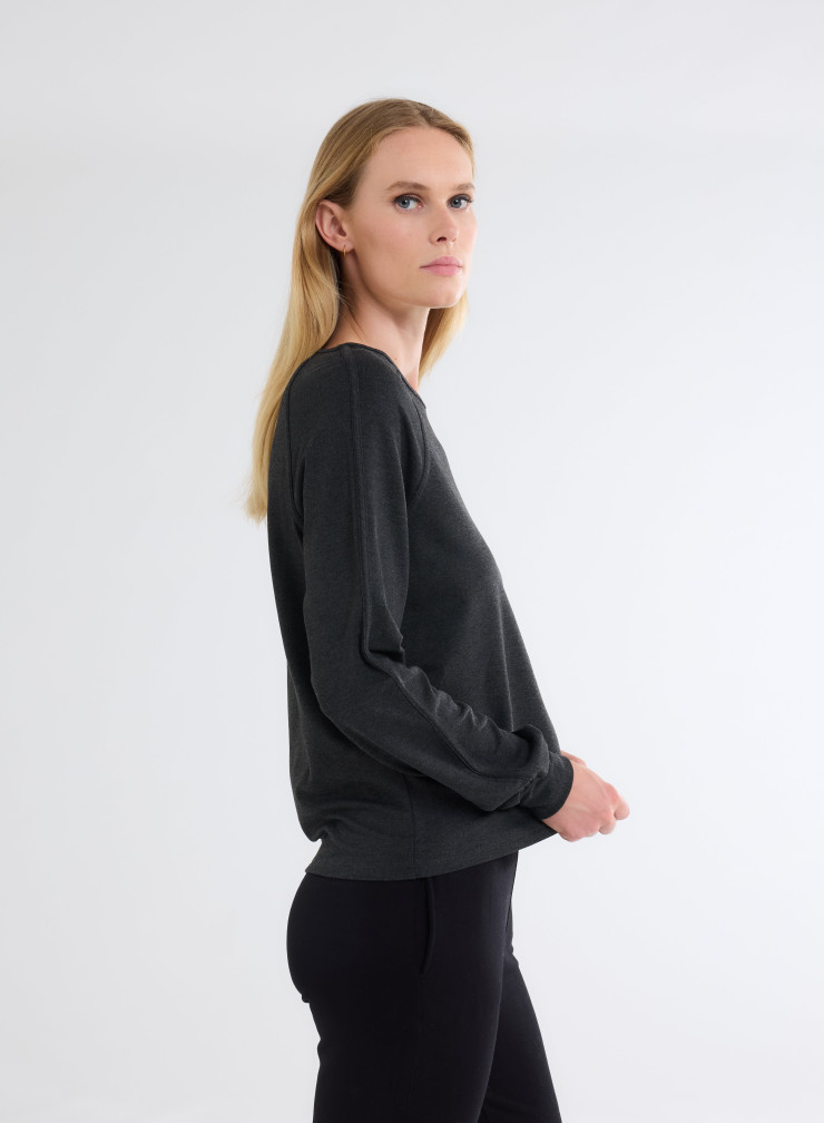 Long Sleeves Boat-neck T-shirt in Viscose / Elastane