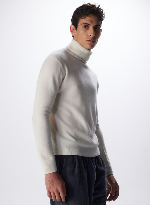 "Cashmere Turtleneck Long Sleeve Pull" - MAJESTIC FILATURES