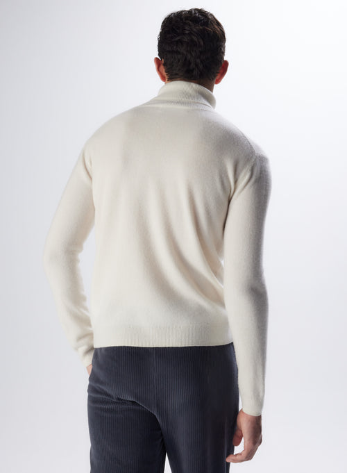 "Cashmere Turtleneck Long Sleeve Pull" - MAJESTIC FILATURES