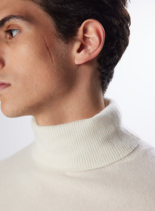 "Cashmere Turtleneck Long Sleeve Pull" - MAJESTIC FILATURES