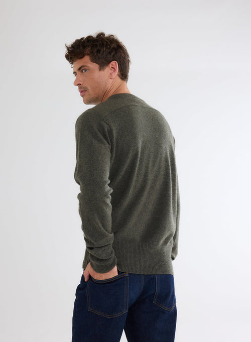 Pull Vert Col V Manches Longues en 100% Cachemire - MAJESTIC FILATURES