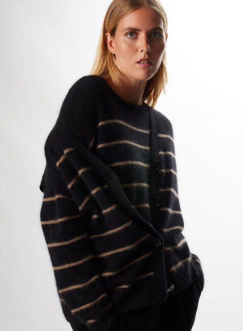 "Raccoon Long Sleeve Round Neck Pull" - MAJESTIC FILATURES