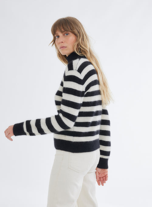 Pull Noir et Blanc Col Montant Manches Longues - MAJESTIC FILATURES