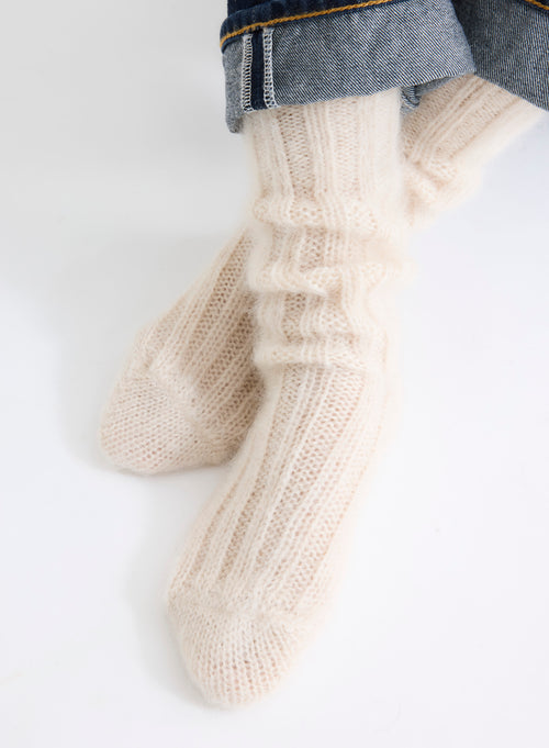 Ecru Socken aus Mohair und Merinowolle mit großem Maschenbild - MAJESTIC FILATURES