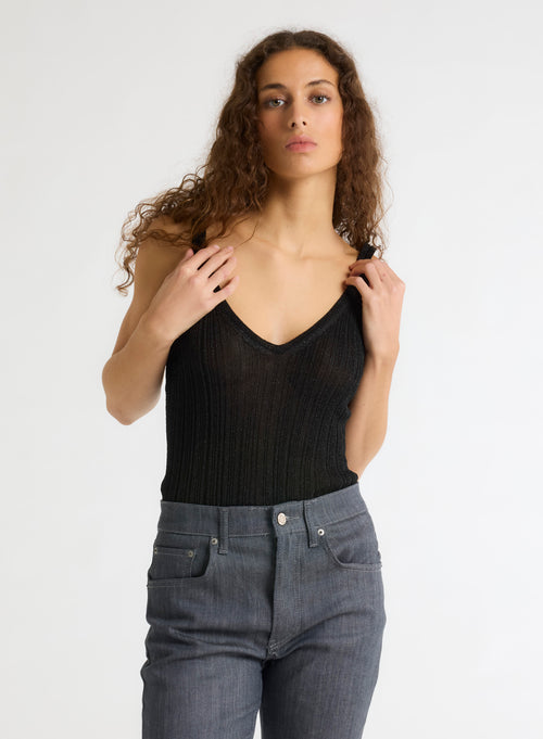 Camiseta de tirantes negra con cuello en V - MAJESTIC FILATURES