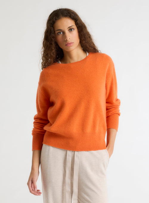 Orangefarbener Pullover mit Rundhalsausschnitt und langen Ärmeln - MAJESTIC FILATURES