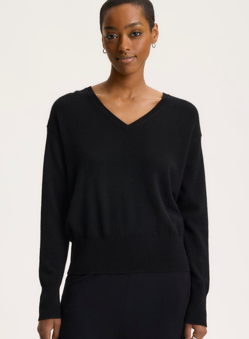 Pull Noir Col V Manches Longues - MAJESTIC FILATURES