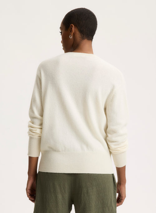 Pull Blanc Col V Manches Longues - MAJESTIC FILATURES