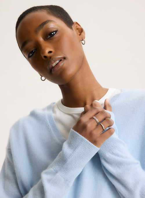 Blue Crew Neck Elbow Sleeve Sweater - MAJESTIC FILATURES