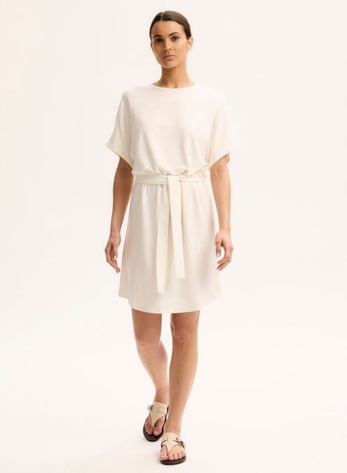 Robe Blanc Col Rond Manches Courtes - MAJESTIC FILATURES