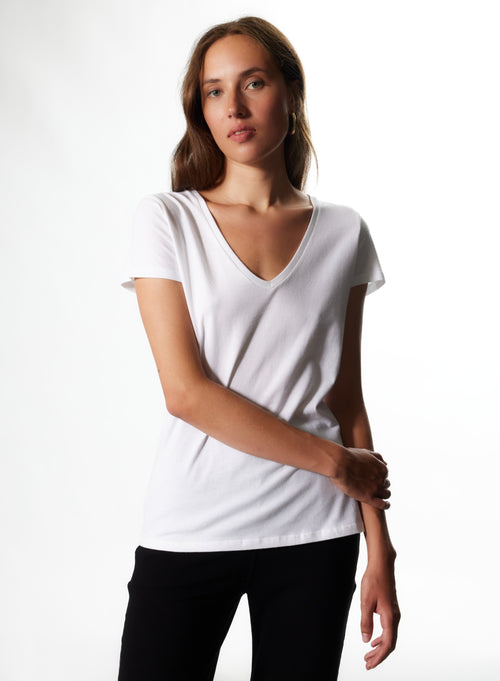 T-shirt Blanc Julia col V Manches Courtes en Deluxe Coton - MAJESTIC FILATURES