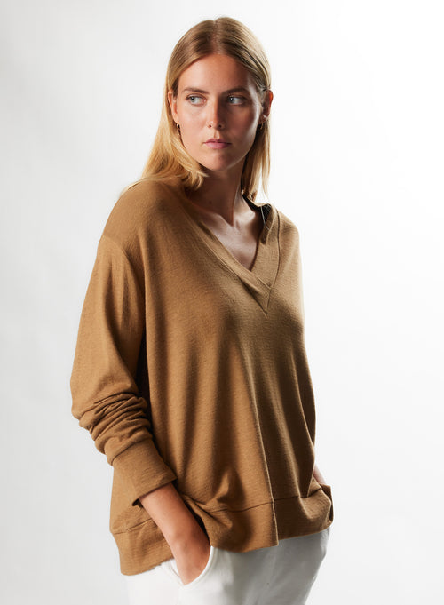 "Cotton / Cashmere Double-sided V-neck Sweatshirt" - MAJESTIC FILATURES