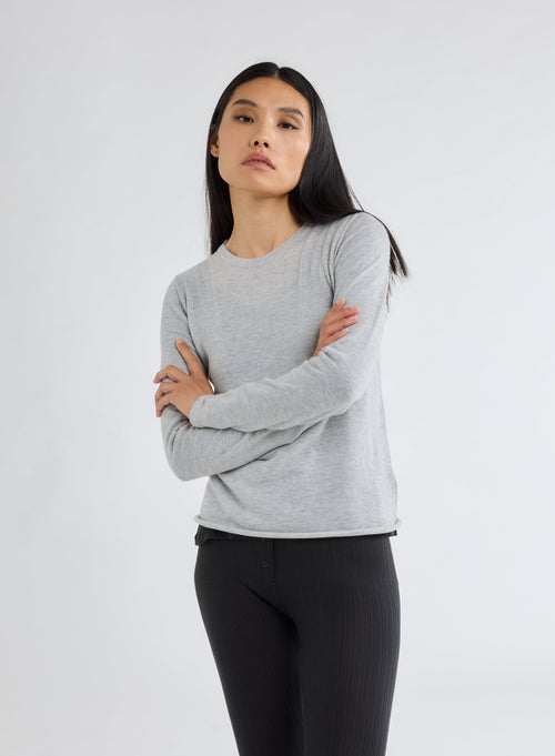 "Round Neck Long Sleeve T-shirt in Cashmere" - MAJESTIC FILATURES