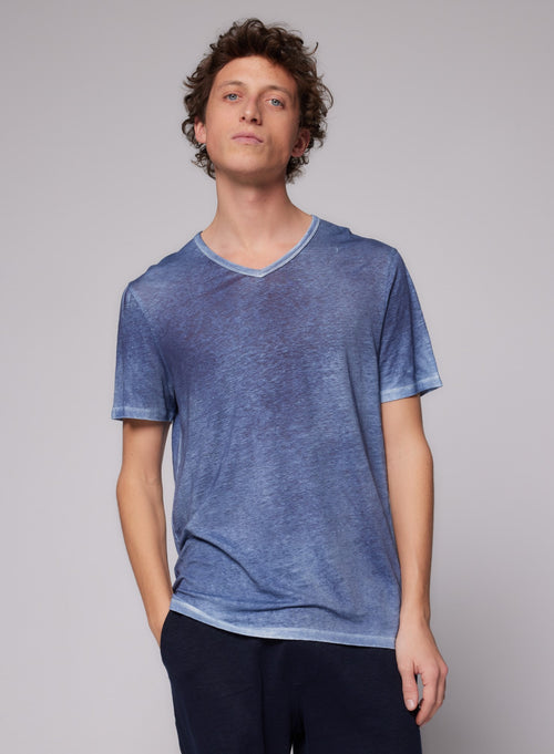 "Short-sleeved V-neck T-shirt in Linen / Elastane" - MAJESTIC FILATURES