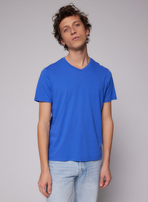 "Short-sleeved V-neck T-shirt in Cotton" - MAJESTIC FILATURES