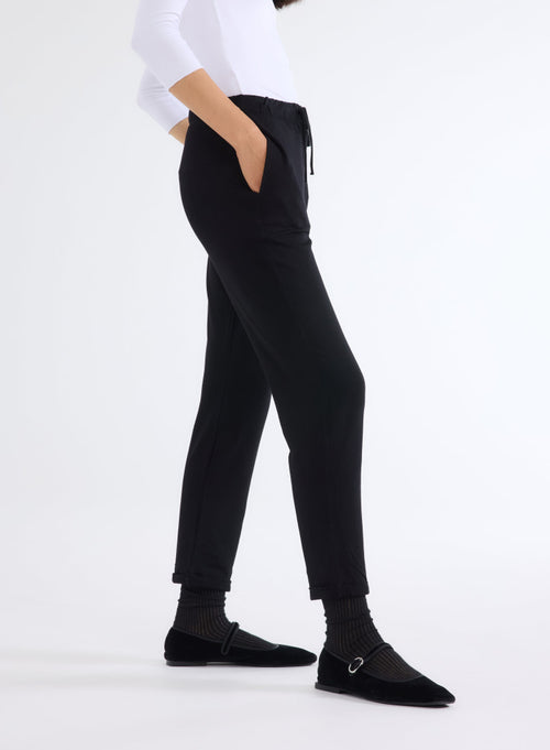 "Daphne Viscose / Elastane cuffed hem pants" - MAJESTIC FILATURES